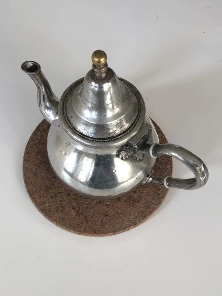 Photo "Guide for the proper use of the kettle and a cooking pot"