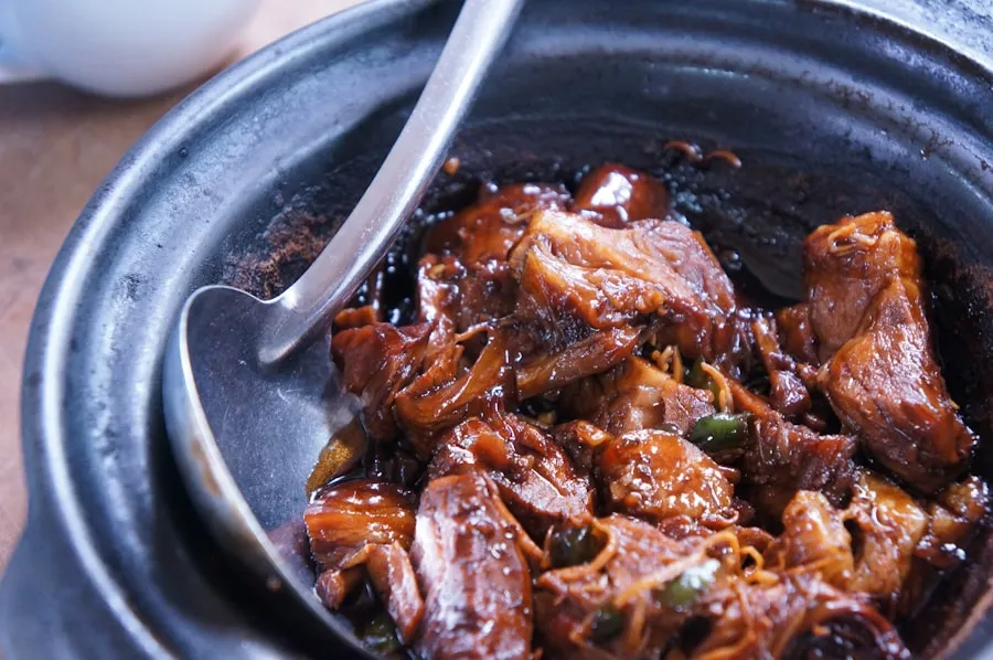 Photo "Guide to Slow Cooking for Tender Dishes"
