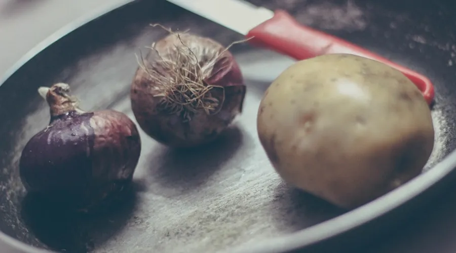Photo "Guide to Replacing Seasonal Ingredients in Traditional Recipes"