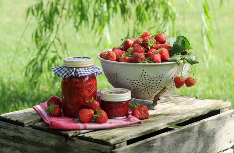 Photo Guide to making jam from seasonal fruits