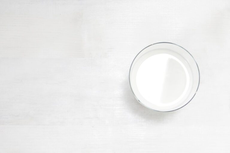 Photo "How to ensure your correct calcium intake in a balanced diet"