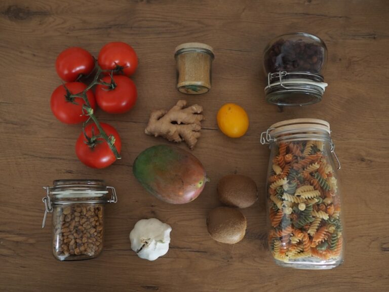 Photo "How to save money by reducing food waste"
