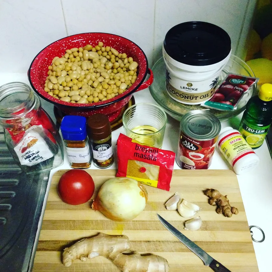 Photo "Techniques to reduce cooking time through preparation in advance"