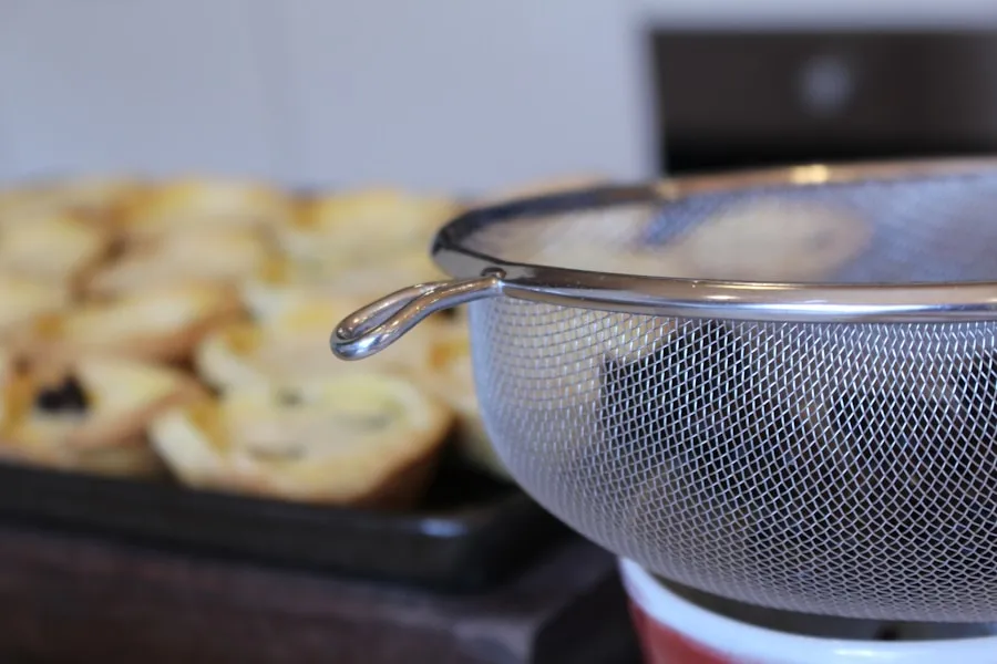Photo "How to cook properly in a pan without burning the food"