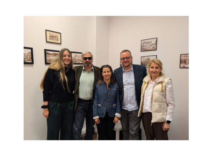 1759754287_68e3b82f12c1b_2