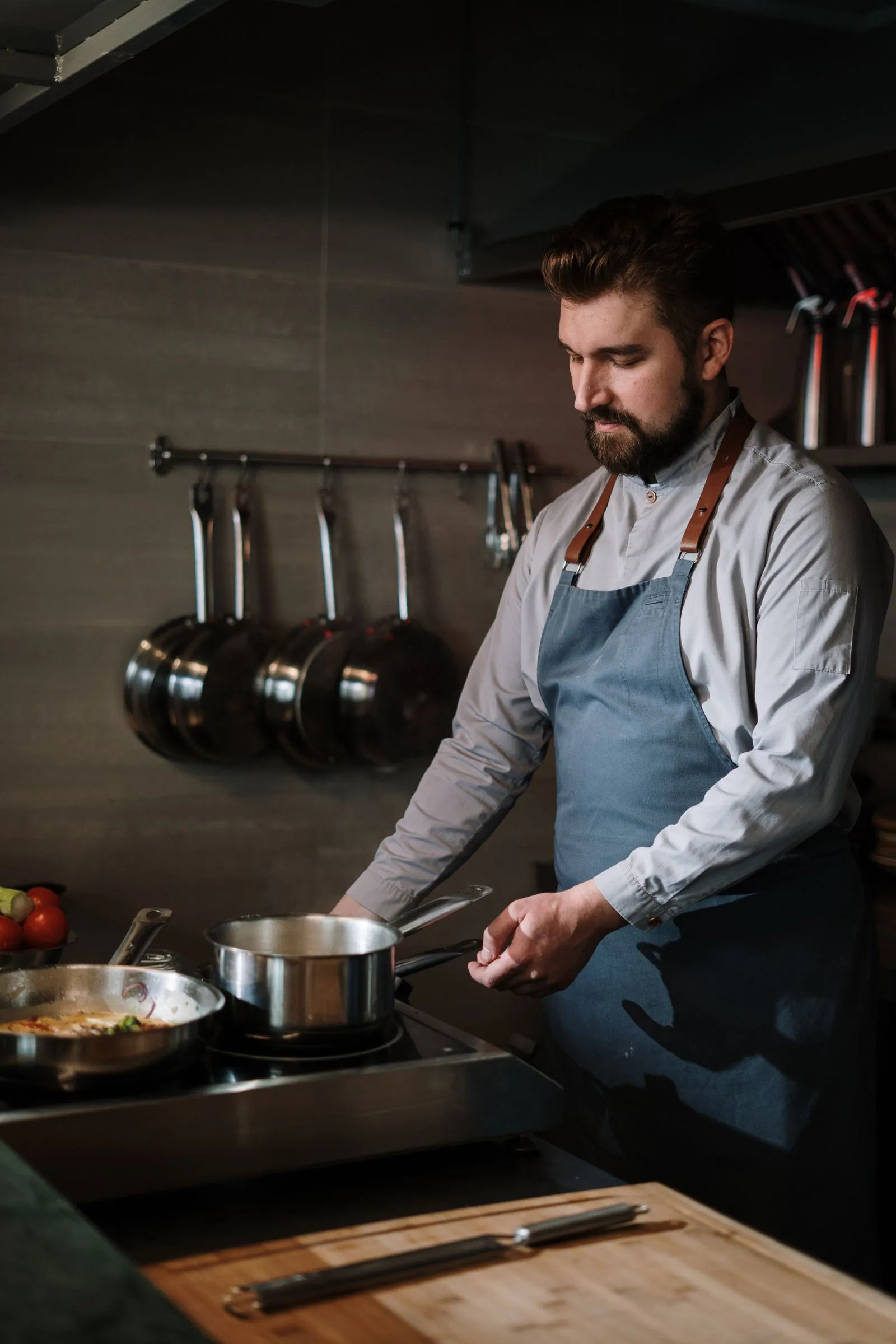 Echilibrul gusturilor: cum reglezi sarea, aciditatea, dulceața și amăreala în orice preparat