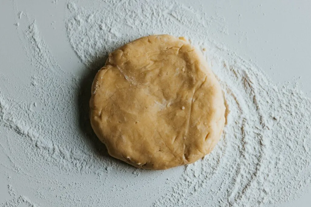 Photo homemade puff pastry folding technique