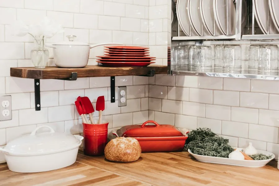 Photo kitchen organization mistakes